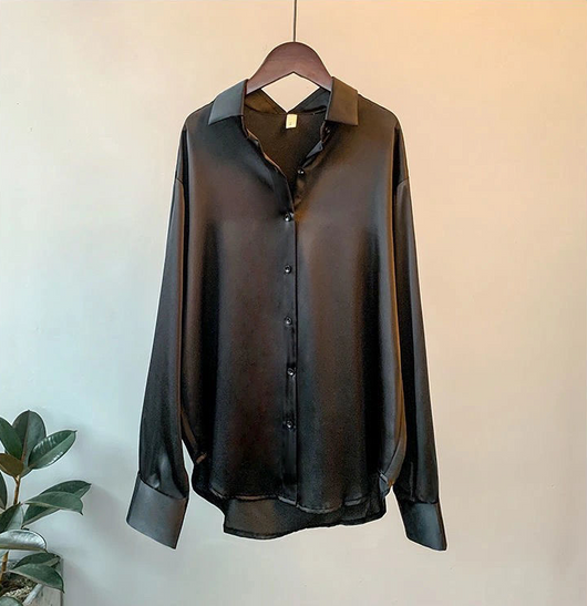Emilia | Damen Seidenbluse mit Knopfleiste für Stil