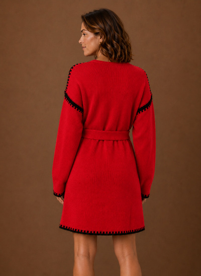 Damen Strickkleid mit V-Ausschnitt und Gürtel