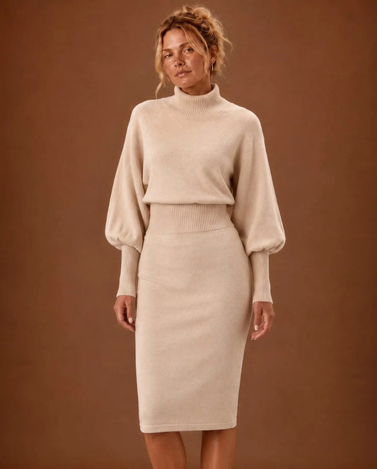 Elodie Strickkleid midi mit Rollkragen – Beige