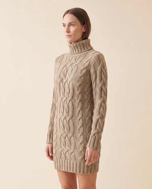Cecily Strickkleid mit Rollkragen und Zopfmuster