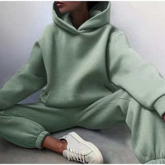 Doris | Damen Streetstyle Hoodie- und Jogginghose-Set